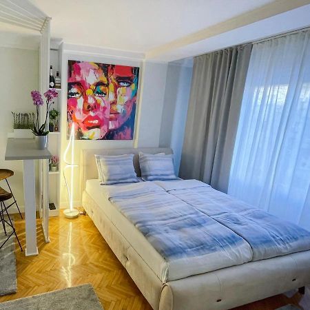 Apartamento Skadarlija Colorway Belgrado Exterior foto