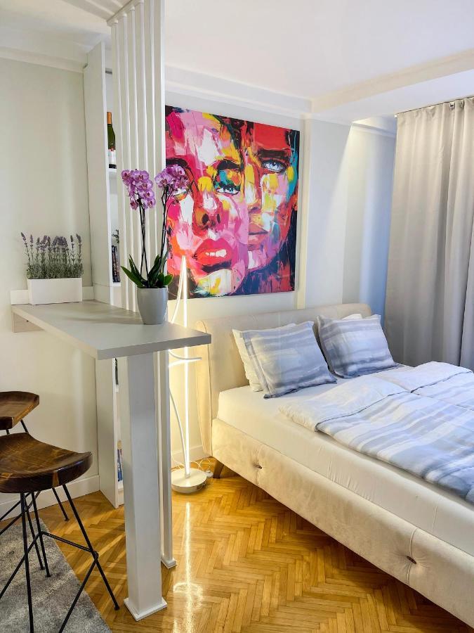 Apartamento Skadarlija Colorway Belgrado Exterior foto